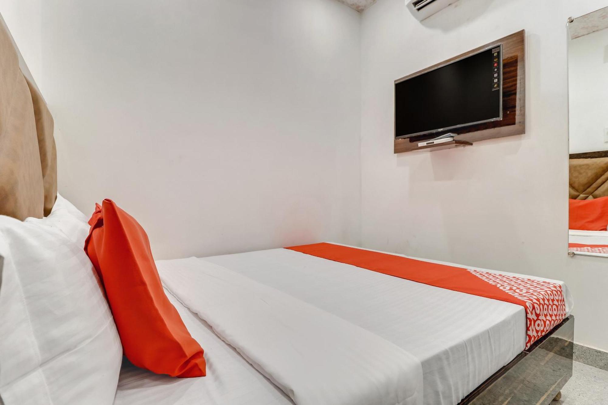Hotel O Sun View Ludhiana Exteriör bild